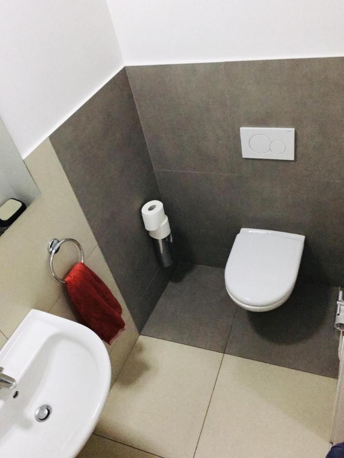 City Wall House มาริบอร์ ภายนอก รูปภาพ